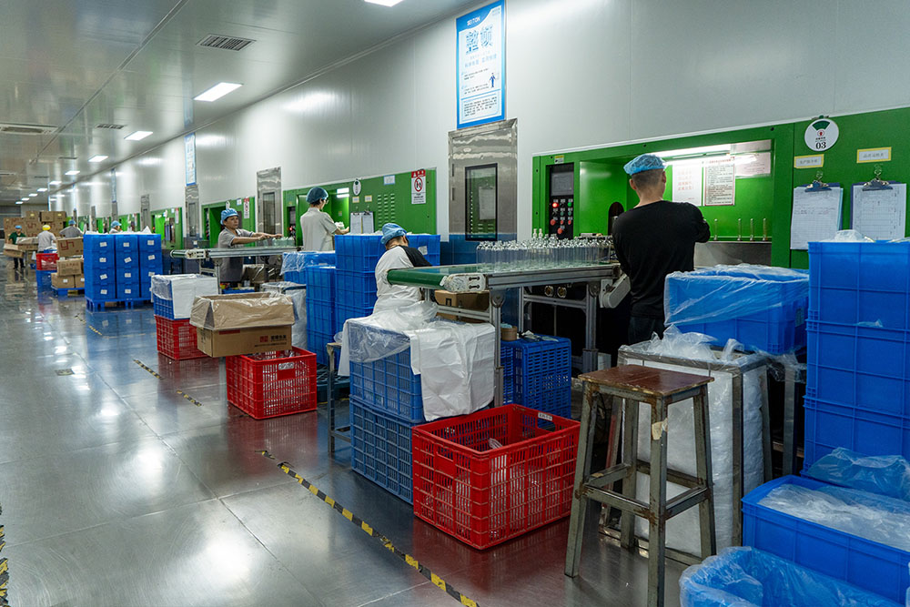 化妝品包裝瓶模具開發(fā)